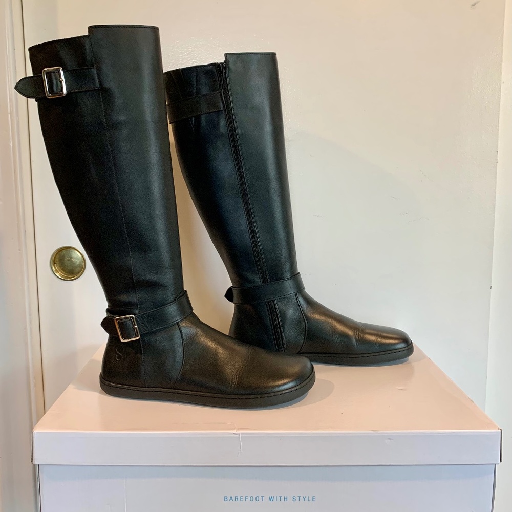 SHAPEN GLAM Black Leather Barefoot Boots